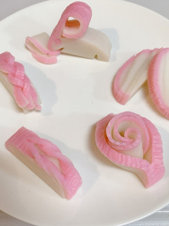 正月用 かまぼこ飾り切り-レシピのメイン写真