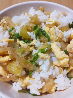 セロリと卵の混ぜご飯-レシピのメイン写真