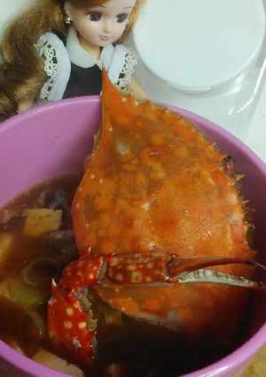 リカちゃん♡渡り蟹で赤だし(味噌汁)-レシピのメイン写真