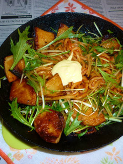 水菜+平天のナポリタン焼きうどん-レシピのメイン写真