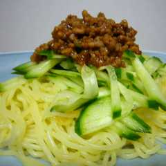 รูปของ 簡単味噌だれで作る～ジャジャ麺