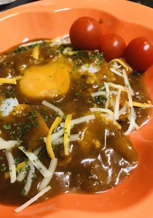 レトルト●落とし卵＆チーズのカレー-レシピのメイン写真