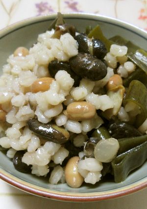 煎り豆と麦と昆布の主食♪-レシピのメイン写真