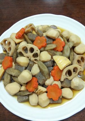 野菜だけの煮物(こんにゃくを加え)-レシピのメイン写真