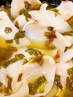 烏賊エンペラとセロリ葉のアヒージョ-レシピのメイン写真