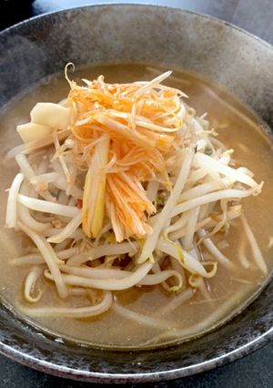 ビールにも合う！辛ネギ味噌ラーメン-レシピのメイン写真