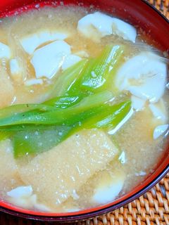 豆富と油揚げ・長ネギの味噌汁-レシピのメイン写真