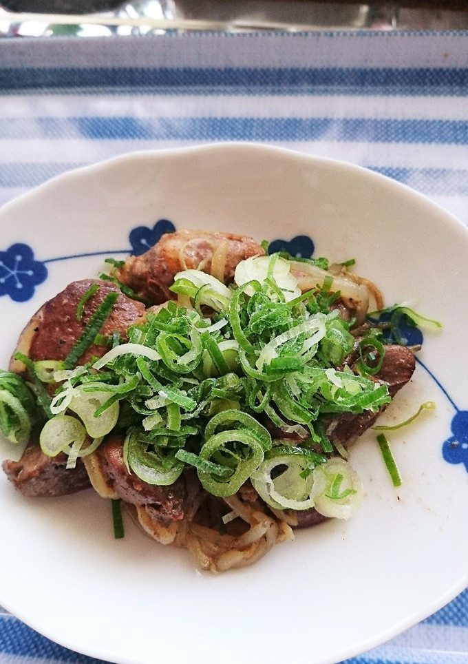 めちゃくちゃ簡単な鶏肝の塩炒め(^○^)-レシピのメイン写真