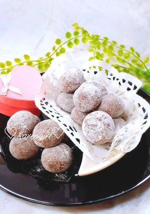 【バレンタイン限定】よつ葉発酵バター使用ココアスノーボールクッキー 4個×20袋 バレンタイン♡ココアスノーボールクッキー by カレンガール