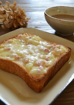 ベーコンポテトのゆず胡椒トースト-レシピのメイン写真