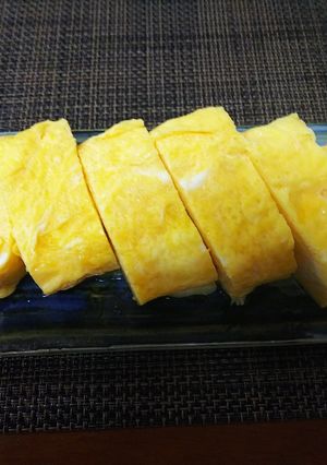 簡単定番・普通の出汁巻き玉子焼き-レシピのメイン写真