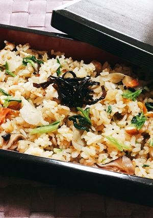 お雑煮のだしで炊き込みごはん-レシピのメイン写真