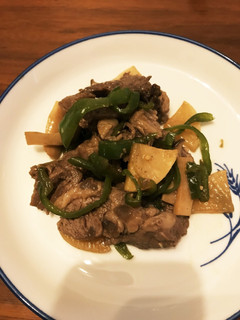 ステーキ肉で豪華な青椒肉絲!-レシピのメイン写真