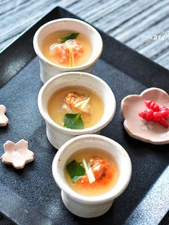 お豆腐入り、可愛いサイズの茶碗蒸し♪-レシピのメイン写真