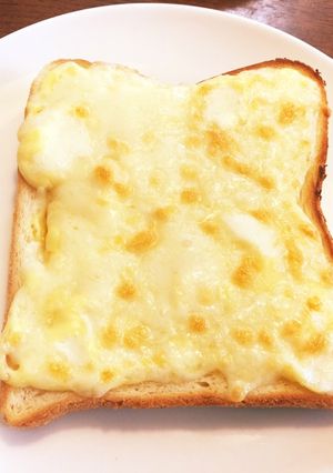 マヨチーズパン-レシピのメイン写真
