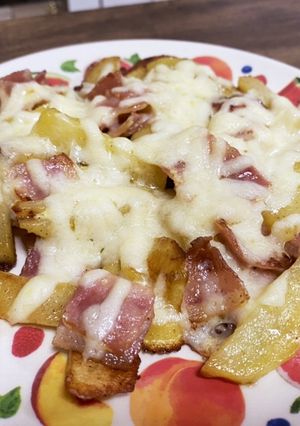 ☆じゃがいもとベーコンのチーズ焼き☆-レシピのメイン写真