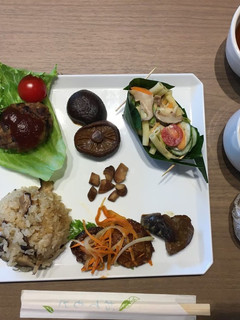 乾椎茸とチリメンジャコの炊き込みご飯-レシピのメイン写真