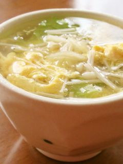 えのき茸とレタスのふんわり卵スープ-レシピのメイン写真