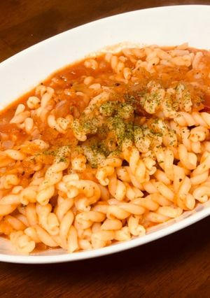 トマトソースのフスィリ-レシピのメイン写真