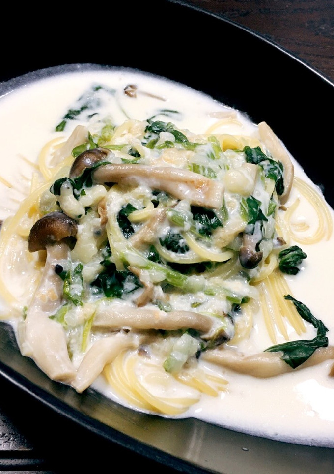 ほうれん草としめじのクリームパスタ-レシピのメイン写真