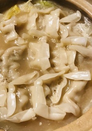 白湯スープ餃子●白菜＆大根の白湯餃子鍋-レシピのメイン写真