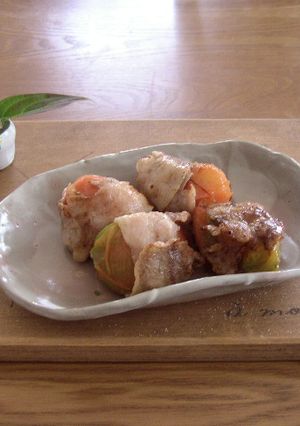 簡単トマトの薄切り豚ばら巻き-レシピのメイン写真