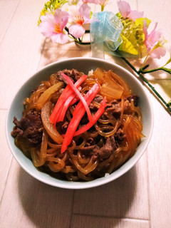 簡単!味付けはすき焼きのタレ1つ☆牛丼☆-レシピのメイン写真