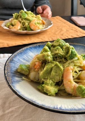 簡単＊海老アボカドクリームジェノベパスタ-レシピのメイン写真