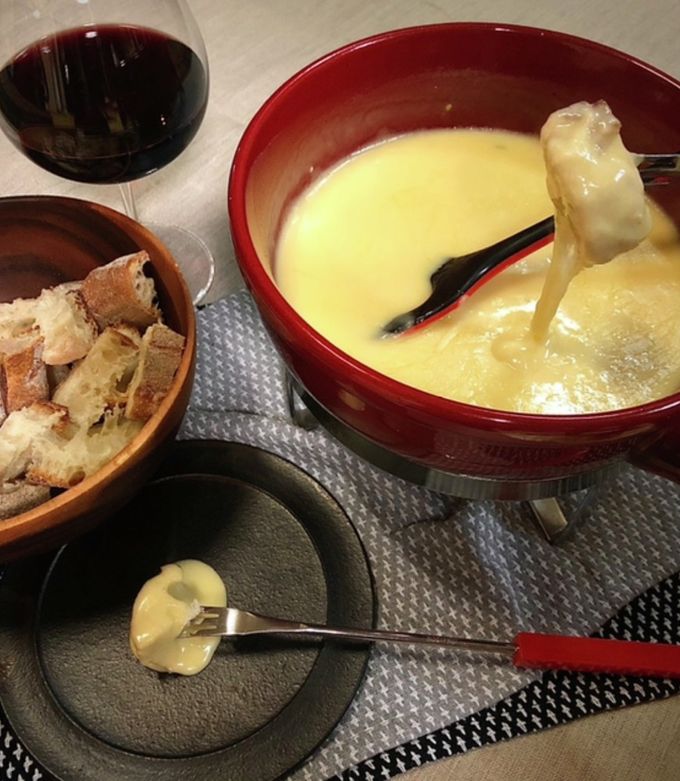 スイス人直伝！日本一のチーズフォンデュ by ヘルベティカ森本