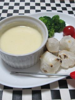 ココットdeお手軽☆お餅チーズフォンデュ-レシピのメイン写真