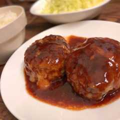 รูปของ ジューシー!!基本のチーズinハンバーグ