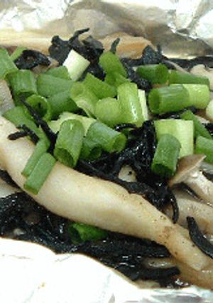 塩ふきひじきときのこのホイル包み焼き-レシピのメイン写真