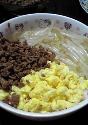 うちの節約三色丼-レシピのメイン写真