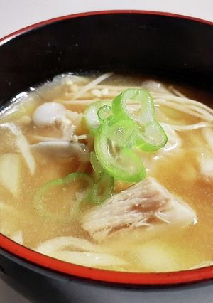 ぶりのアラの味噌汁☆安価で美味しいレシピ-レシピのメイン写真