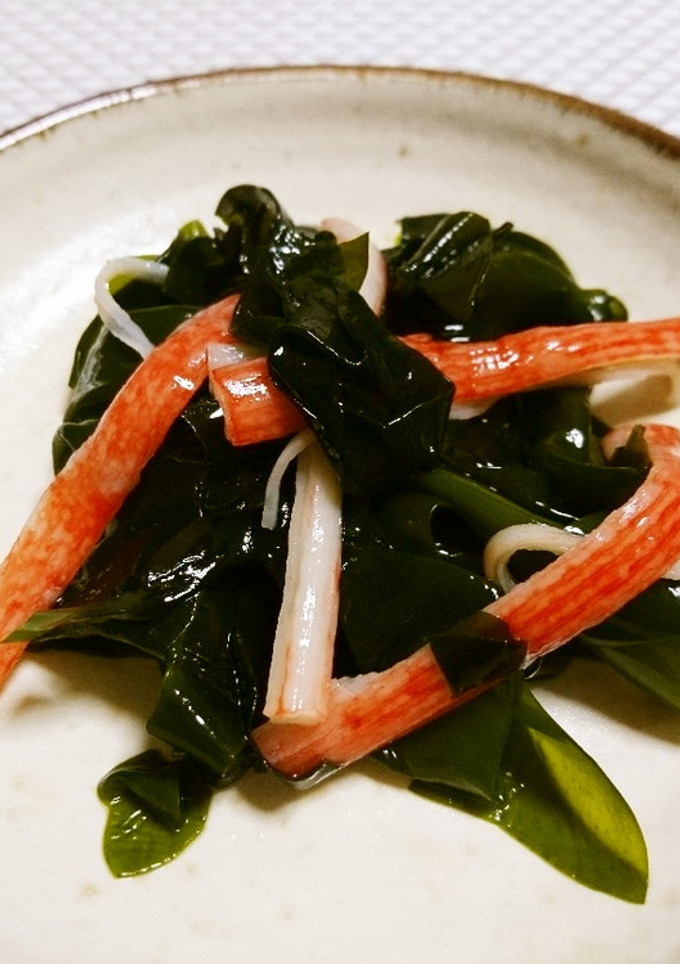 箸休めに♡簡単わかめとカニカマの酢の物-レシピのメイン写真