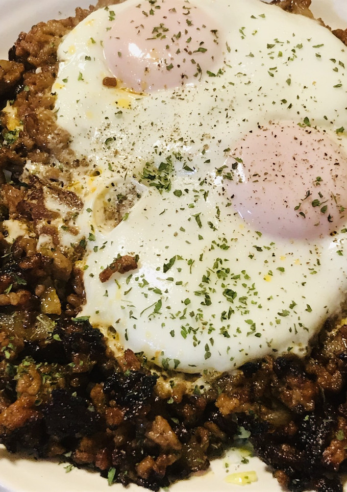 豚ミンチのソース炒めの目玉焼きオムレツ-レシピのメイン写真
