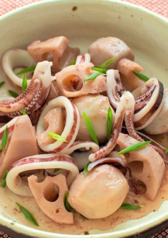液体塩こうじでいかとれんこんの簡単煮物★-レシピのメイン写真