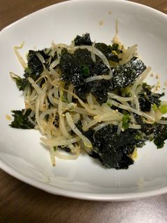 簡単おつまみ☆韓国のりまみれもやしサラダ-レシピのメイン写真