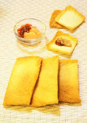 ☺食パンで簡単保存食♪メルバトースト☺-レシピのメイン写真