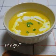 รูปของ おうちカフェ☆かぼちゃのポタージュ。