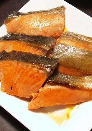 秋鮭のバターと昆布つゆ炒め♪-レシピのメイン写真