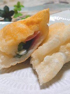 ◆とろ~りチーズとベーコンの餅ピロシキ♪-レシピのメイン写真