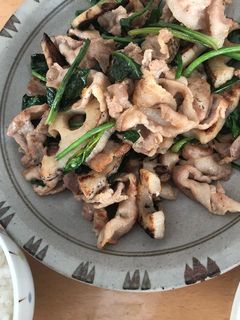 蓮根とほうれん草の豚コマ炒め-レシピのメイン写真