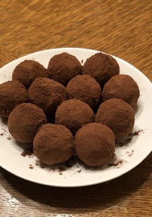 栗の甘露煮リメイクdeチョコトリュフ-レシピのメイン写真