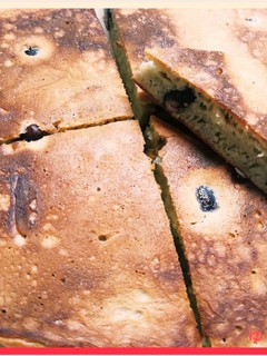 黒豆煮を活用♪優しい味の簡単パンケーキ♪-レシピのメイン写真