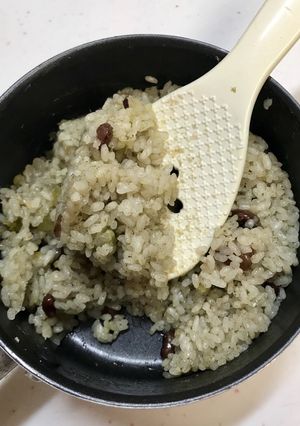 まるで桜餅！お鍋で甘納豆おこわ-レシピのメイン写真