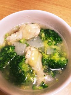 ブロッコリー大根と手羽元のとろとろスープ-レシピのメイン写真