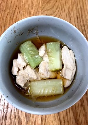 電子レンジで鶏むね肉のねぎま鍋-レシピのメイン写真