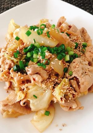 ご飯が進む！豚肉とキャベツの味噌炒め-レシピのメイン写真