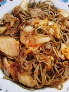 余ったお蕎麦でピリうま簡単焼きそば-レシピのメイン写真